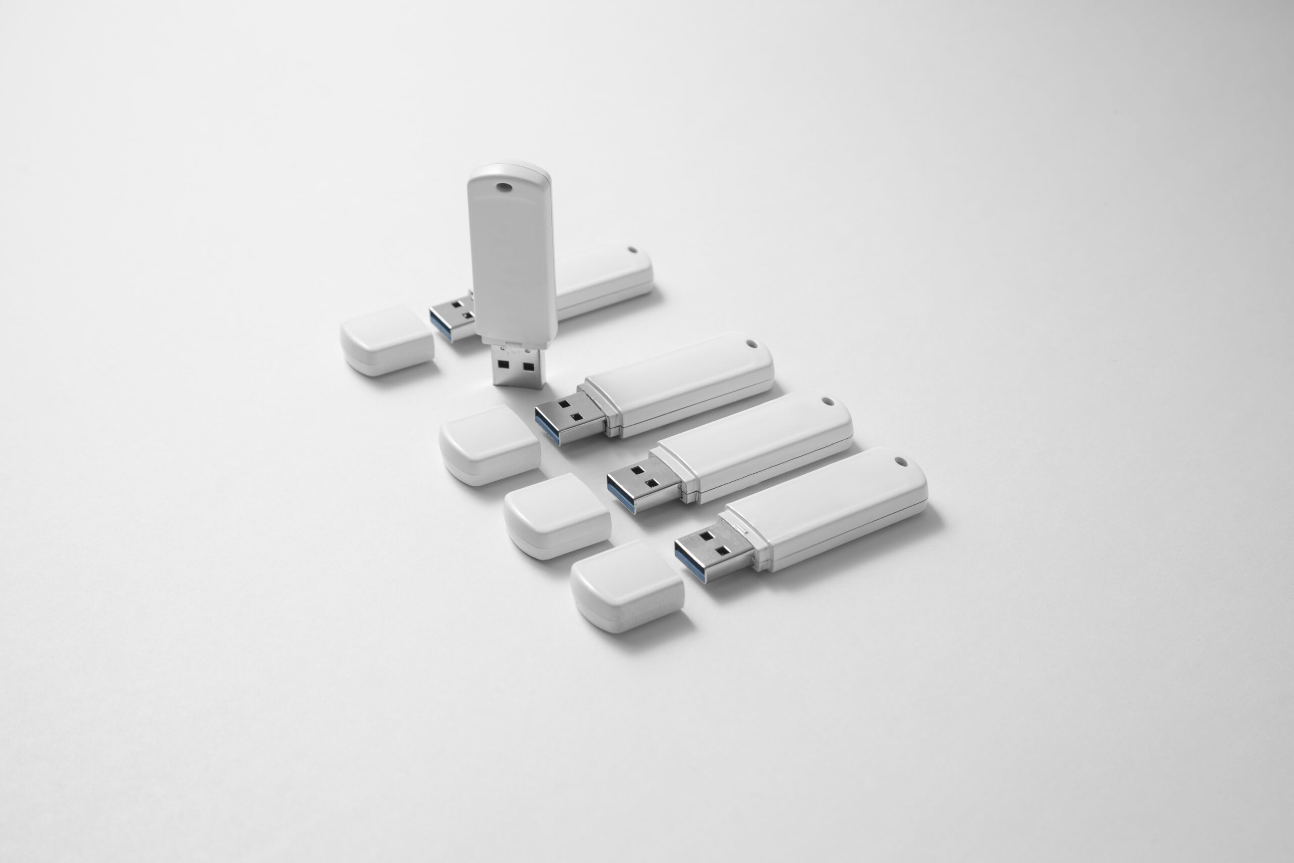 USB Drives & Tech Accessories